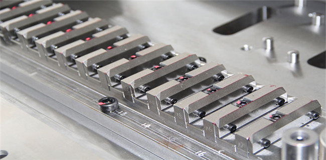 Air conditioning fin mold